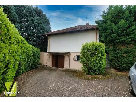 maison 4 pièces 80 m²