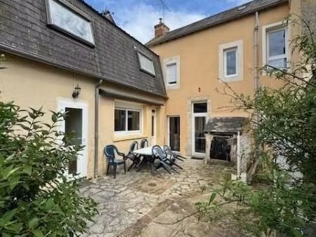 maison 6 pièces 183 m²