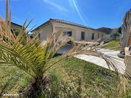 villa 5 pièces 153 m²