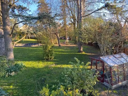 terrain 1006 m² orgerus