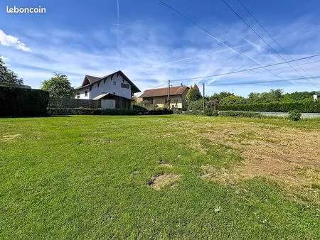 terrain 570 m2