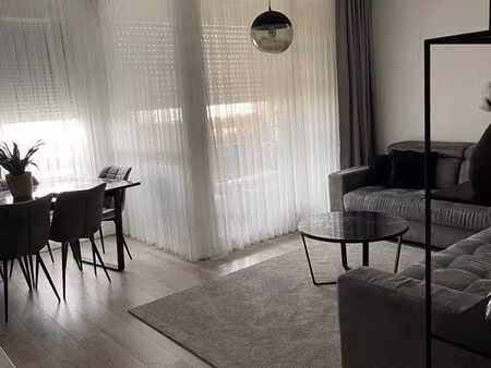 appartement 4 pièces 81m2