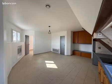 à louer – appartement lumineux de 45 m² en plein centre-ville de dammartin-en-goële