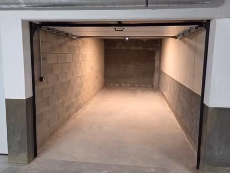 garage à louer - colmar quartier sud - rue des aunes