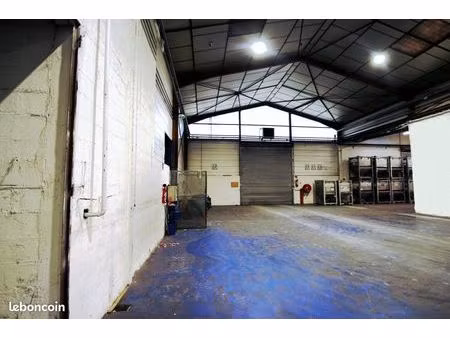 local 4500 m² morlaàs