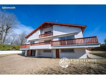 local 299 m² saint jean de luz