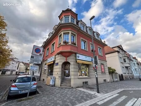 local commercial 70 m²