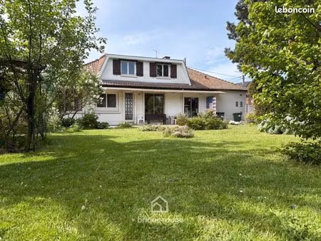 maison 4 pièces 163 m²