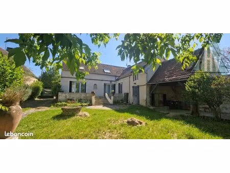 maison 7 pièces 151 m²