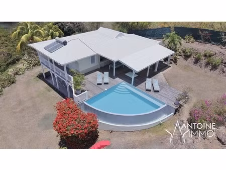 villa de luxe à vendre à les anses-d'arlet