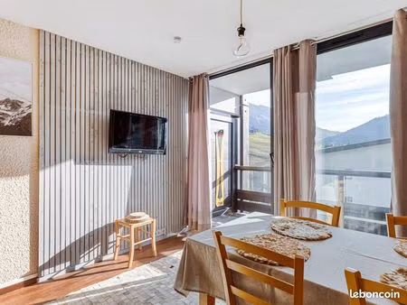 studio 1 pièce 27 m²
