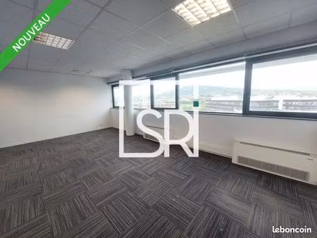 bureaux 68 m² cournon d'auvergne