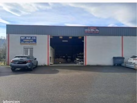 location hangar 300 m2