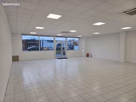 local commercial - lescar soleil