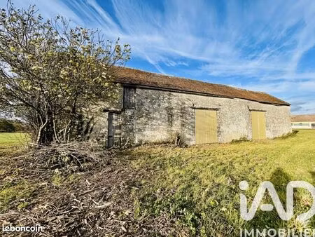 grange 1 pièce 187 m²