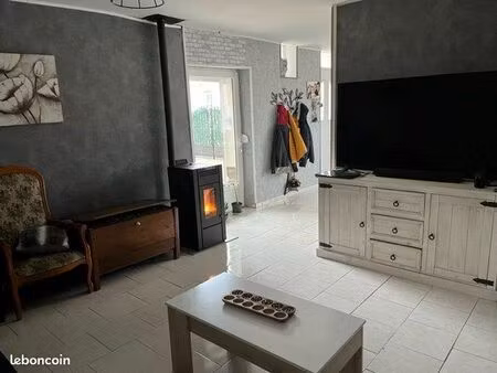 maison 7 pièces 196 m²