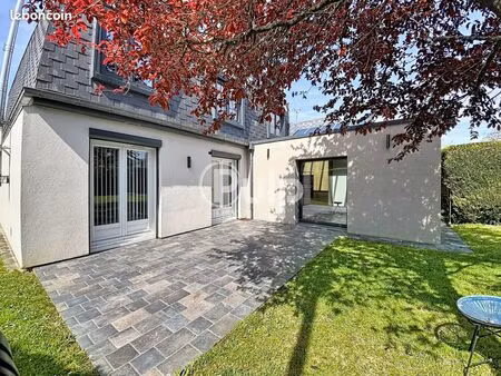 maison 6 pièces 135 m²