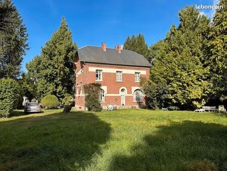 maison 8 pièces 190 m²