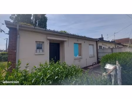maison mitoyenne d'un cote