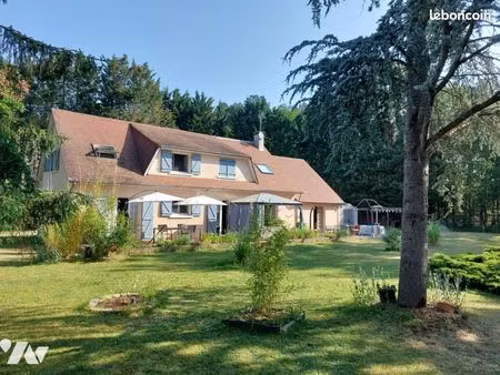 maison 8 pièces 190 m²