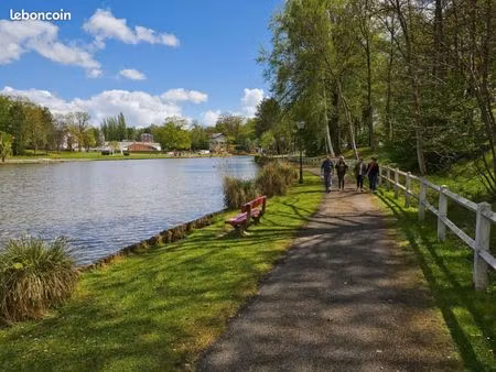 terrain 220 m² forges les eaux