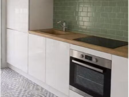 appartement rénové à louer avec jardinet