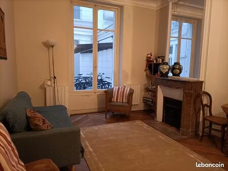 location cabinet psychothérapeute - 75008