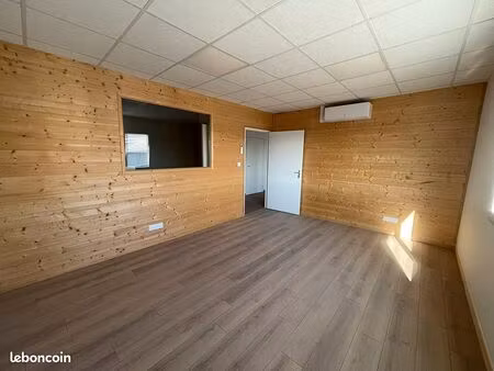 local commercial 53 m² clermont ferrand