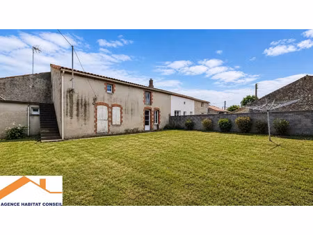 vente maison 5 pièces 110 m² le poiré-sur-vie (85170)