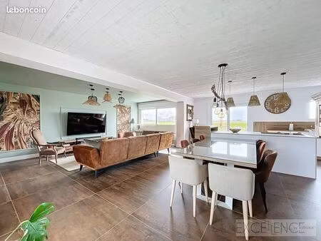 maison 6 pièces 180 m²