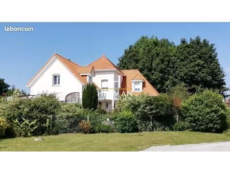 villa 7 pièces 215 m²