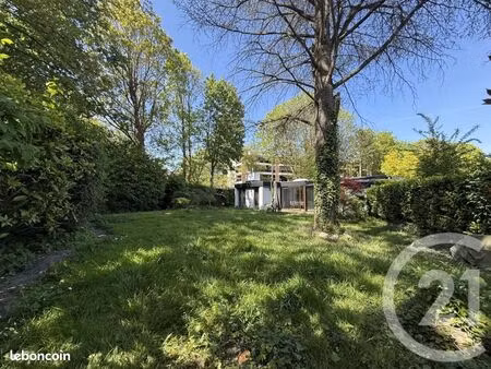 pavillon 4 pièces 141 m²