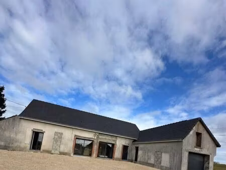 maison 150 m2 yvré le pôlin