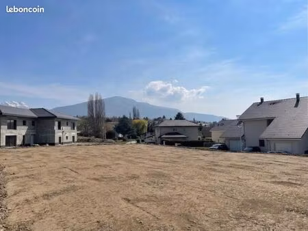 terrain 500 m² loisin
