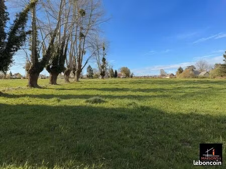 terrain 900 m² saint jean du cardonnay
