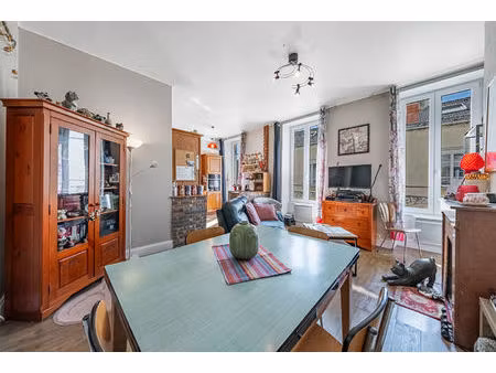 t3 au coeur de chalon sur saône-1 chambre-1 bureau-grand grenier et cave-petite copro