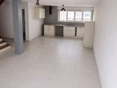à louer – appartement t4/t5 de 110 m² – hindlingen
