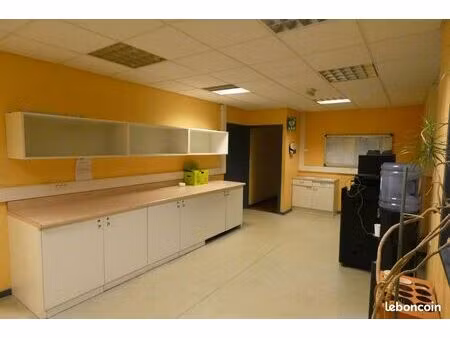bâtiment 1425 m² saint-pol-sur-mer