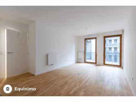 appartement 3 pièces de 64m2  au 2ème étage  avec balcon exp