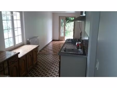 maison sortie e bourg