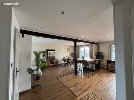 vente maison quartier résidentiel
