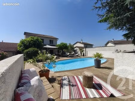 maison 6 pièces 116 m²