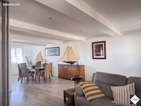maison de village 4 pièces 120 m²
