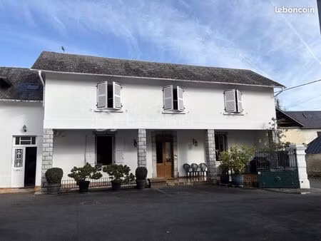propriété 13 pièces 276 m²