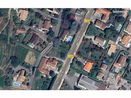 terrain constructible 1175 m²