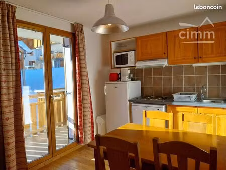 studio 1 pièce 26 m²