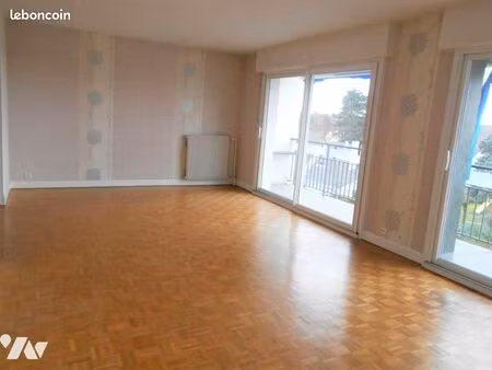 appartement 3 pièces 82 m²