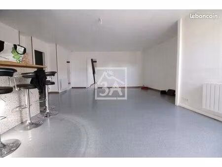 appartement 3 pièces 82 m²