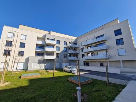t2 avec balcon à sotteville les rouen