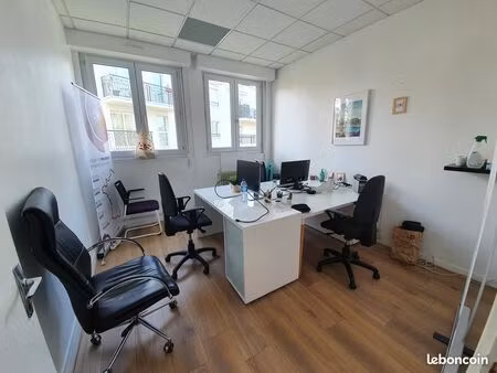 bureau 14m² - a louer - avrillé